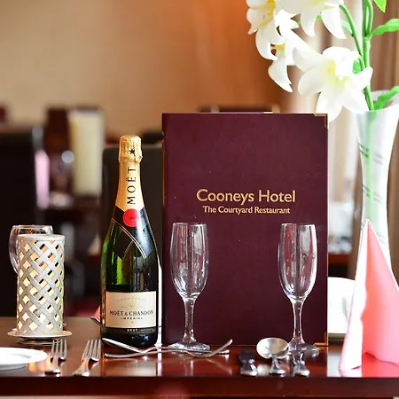 Cooneys Hotel