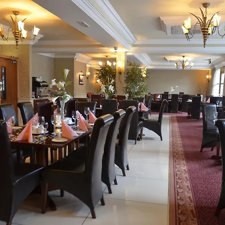 Cooneys Hotel